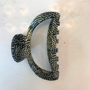 France Luxe Cutout Jaw Hair Clip